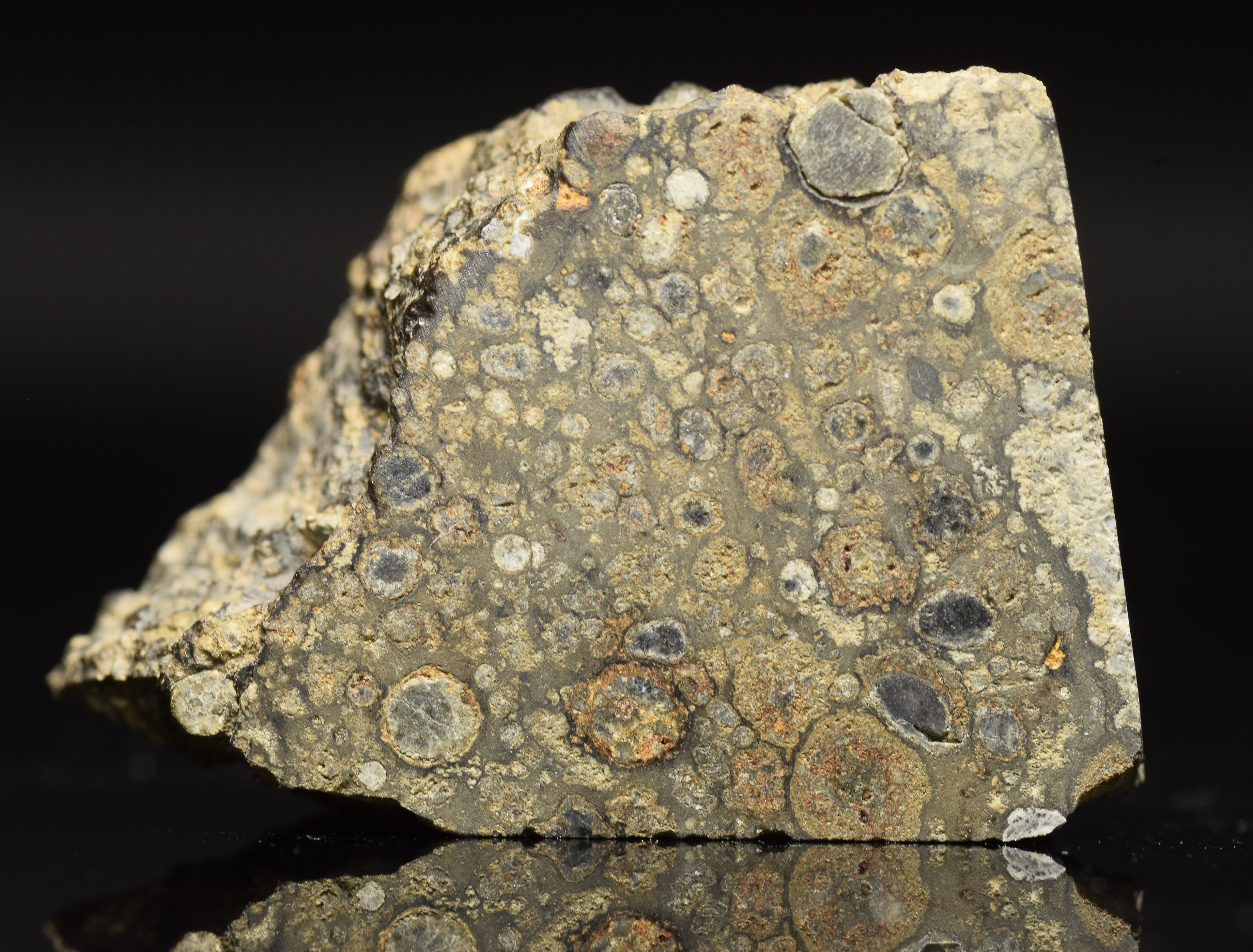 NWA 14004 – CV3 Slice 6.89 G