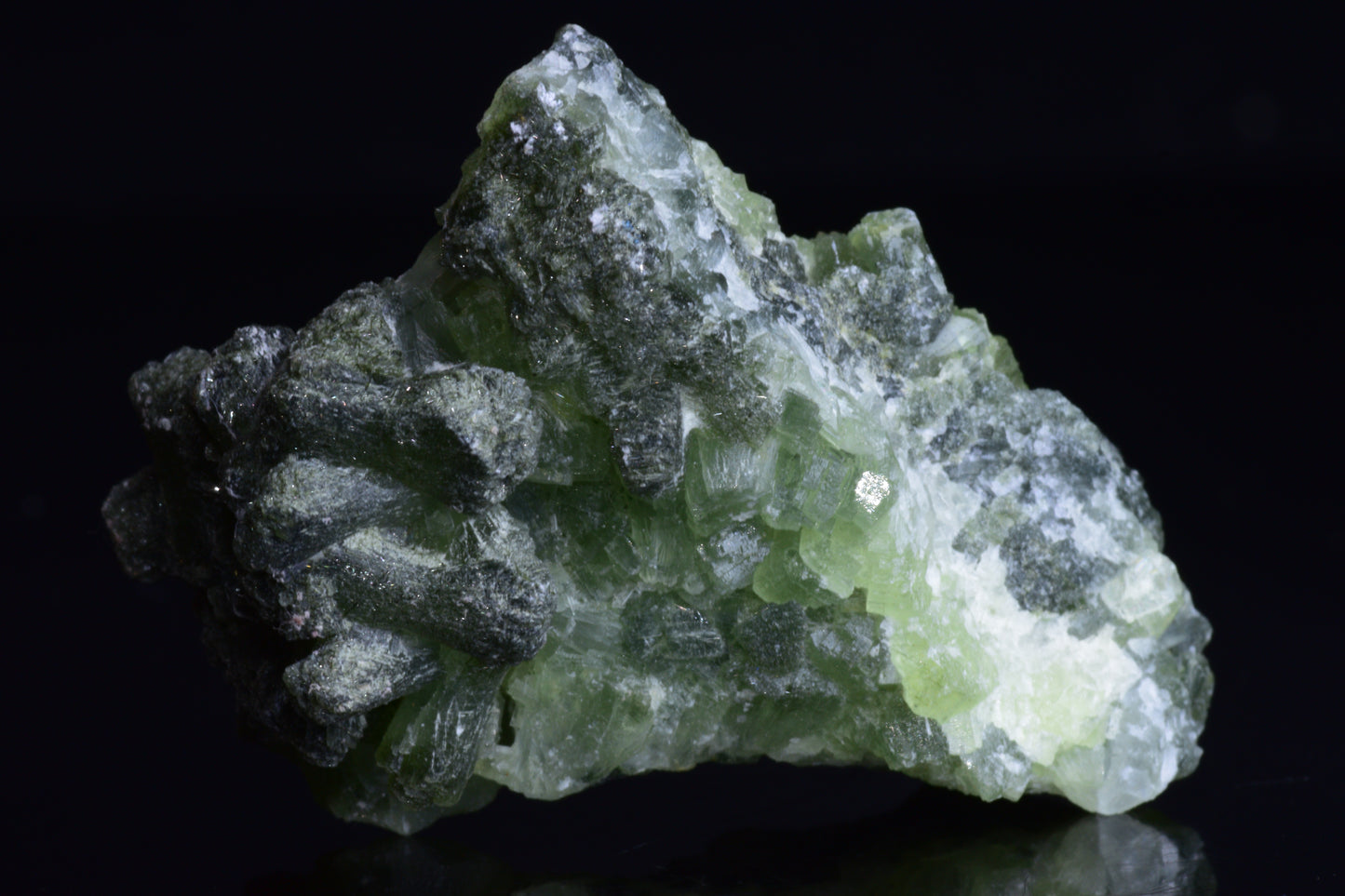 22.5 g PREHNITE and ACTINOLITE – Boulemane, Morocco