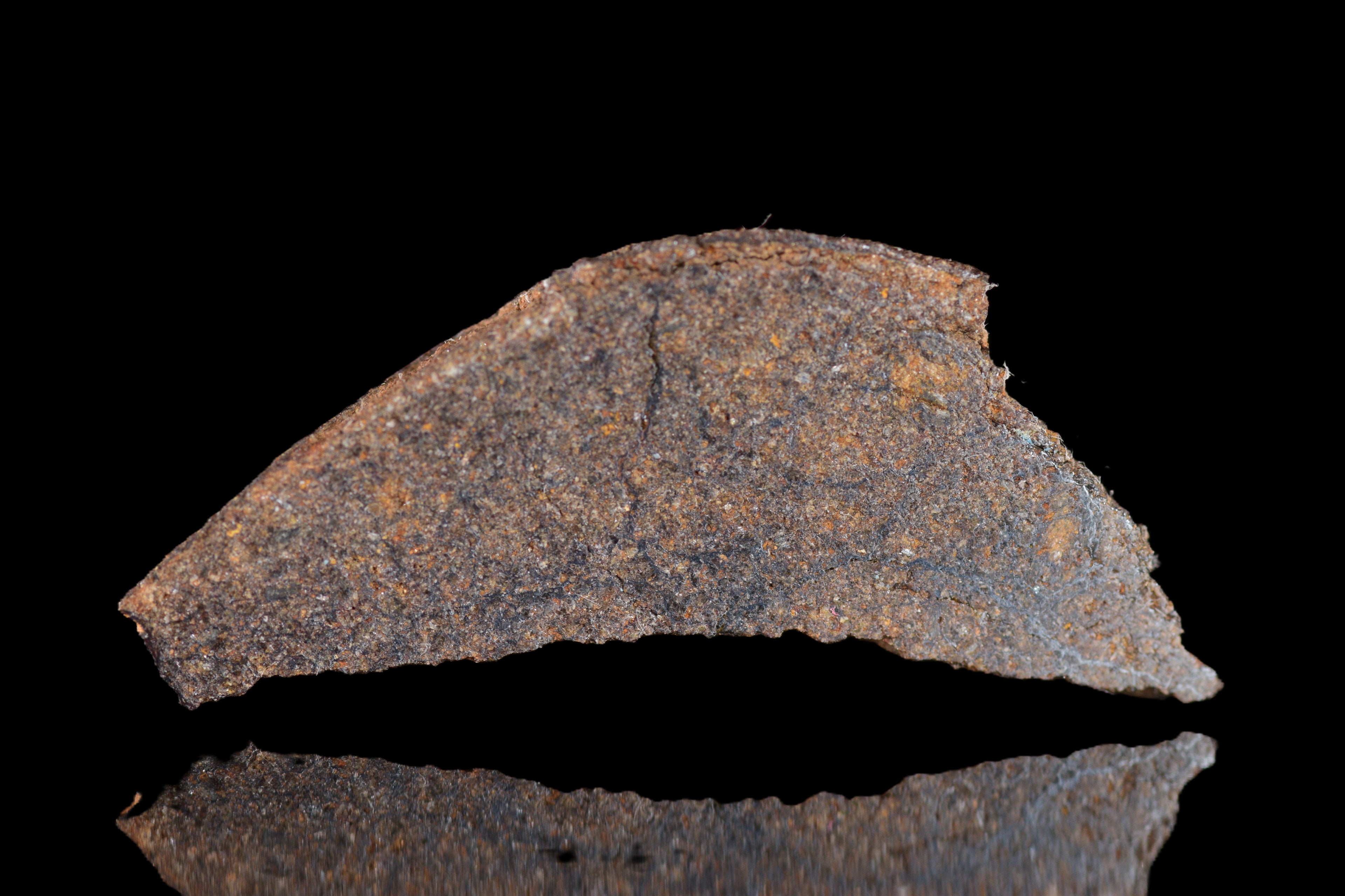 NWA 14235 EL-Melt rock 1.61 G