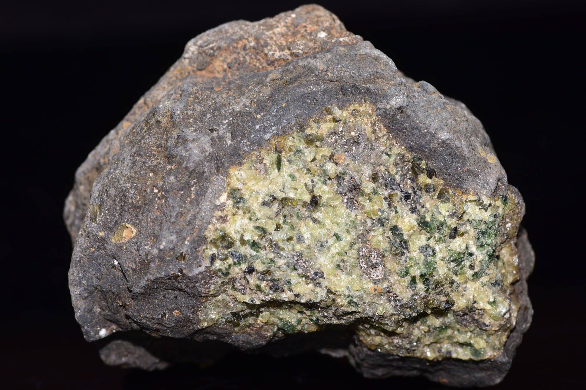 Peridot Bomb