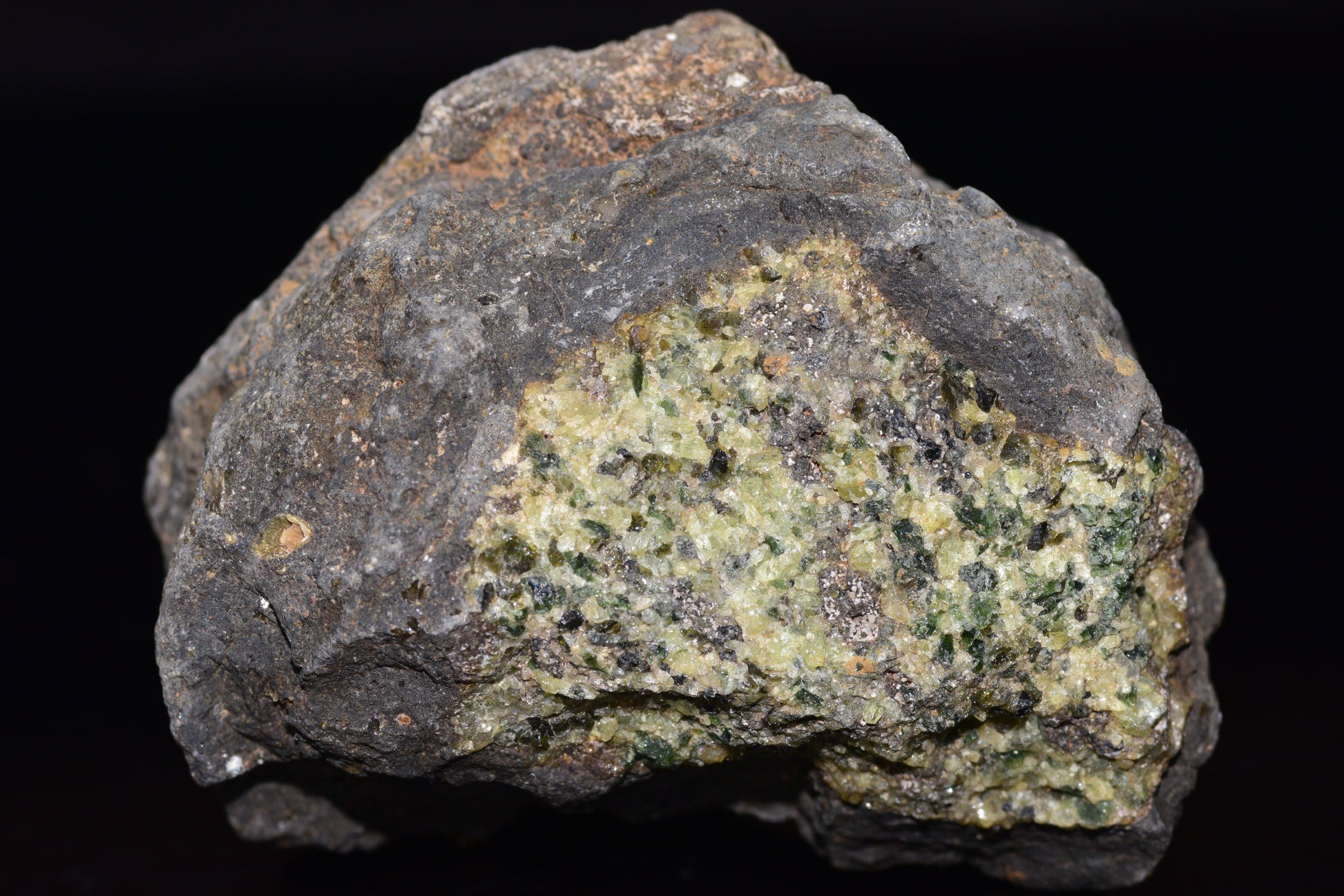 Peridot Bomb