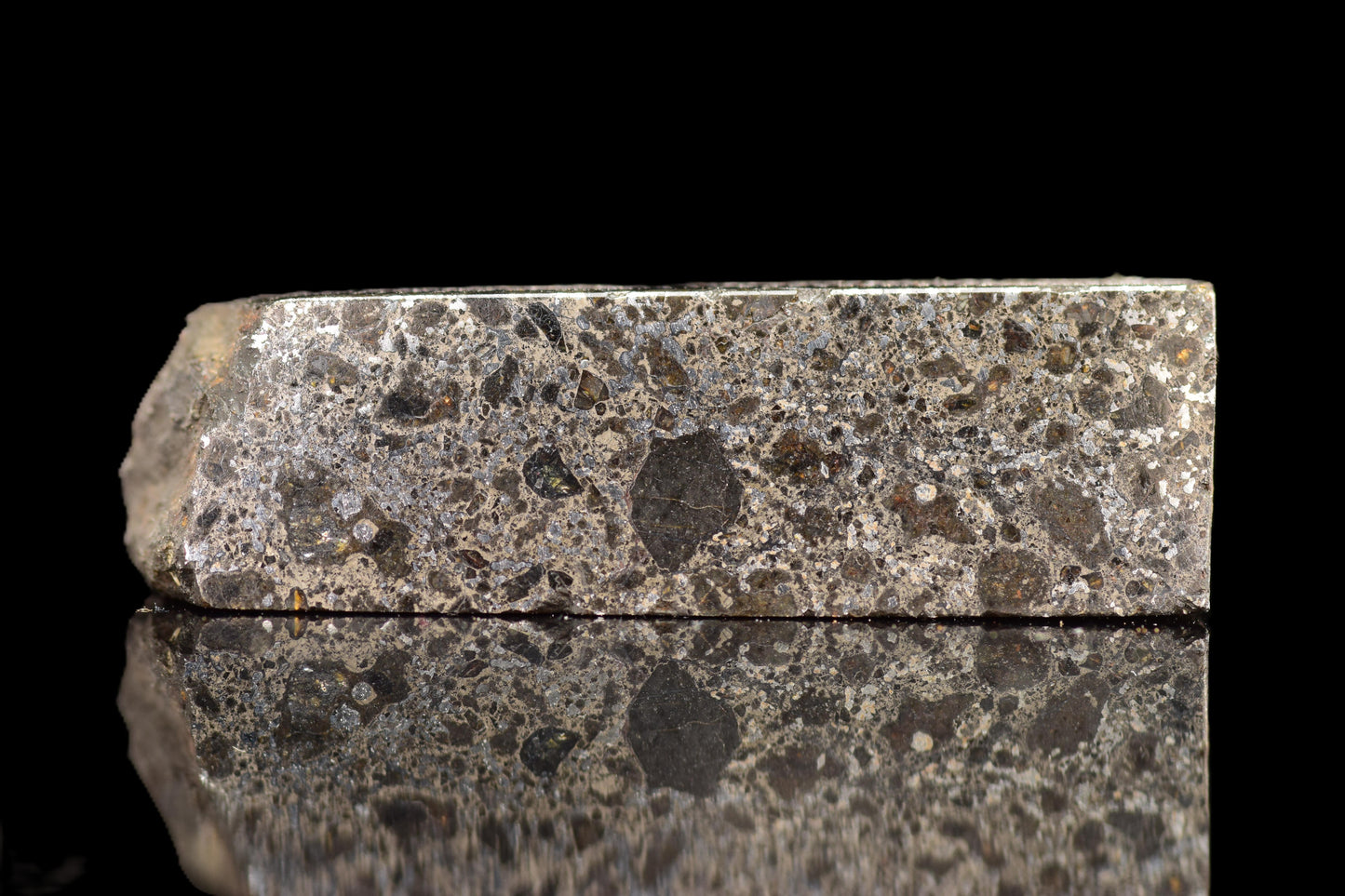 Talsint mesosiderite meteorite slice 4.33 g showing brecciated silicate and iron nickel metal matrix