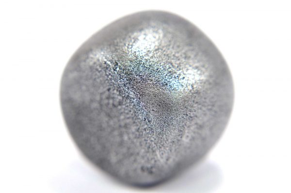Iron meteorite 33.1 gram macro photography 03