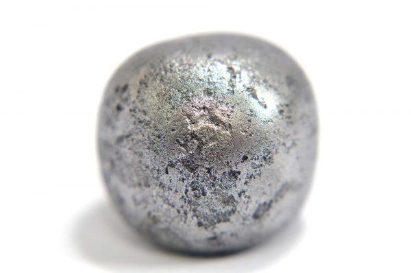 Iron meteorite 31.6 gram macro photography 08