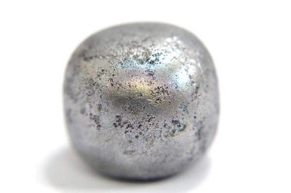 Iron meteorite 31.6 gram macro photography 06