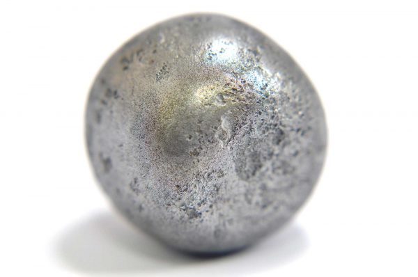 Iron meteorite 31.6 gram macro photography 05