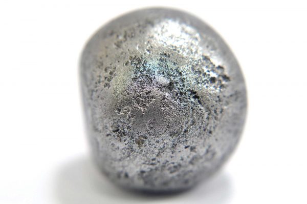 Iron meteorite 31.6 gram macro photography 04