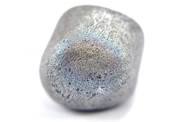 Iron meteorite 31.8 gram macro photography 04
