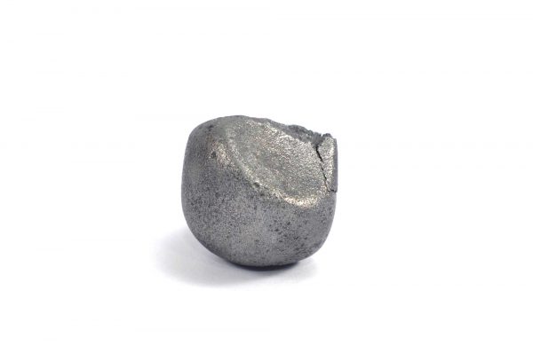 Iron meteorite 20.1 gram wide photography 02