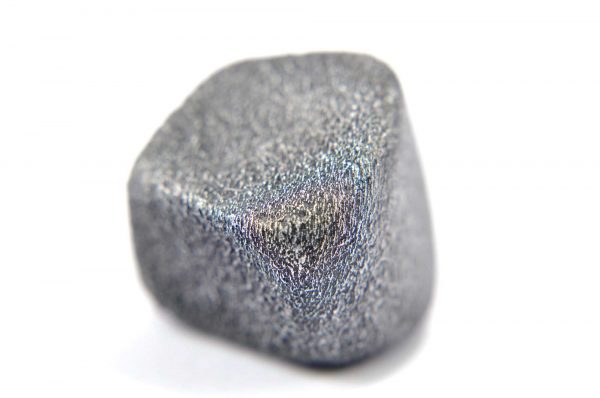 Iron meteorite 16.7 gram macro photography 02
