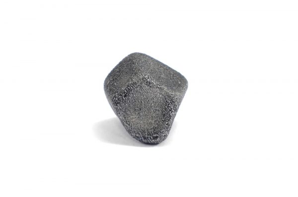 Iron meteorite 16.7 gram wide photography 02