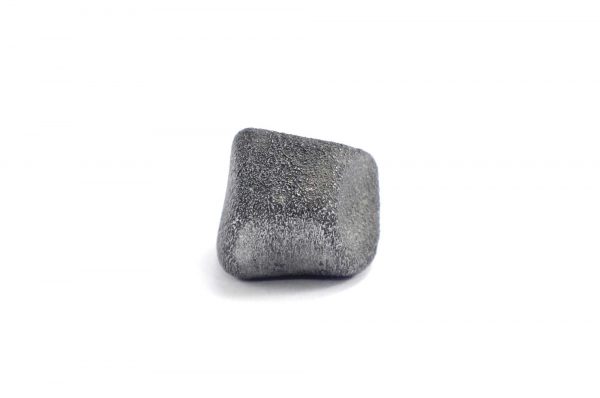 Iron meteorite 16.7 gram wide photography 01