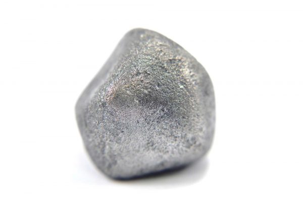 Iron meteorite 16.4 gram macro photography 08