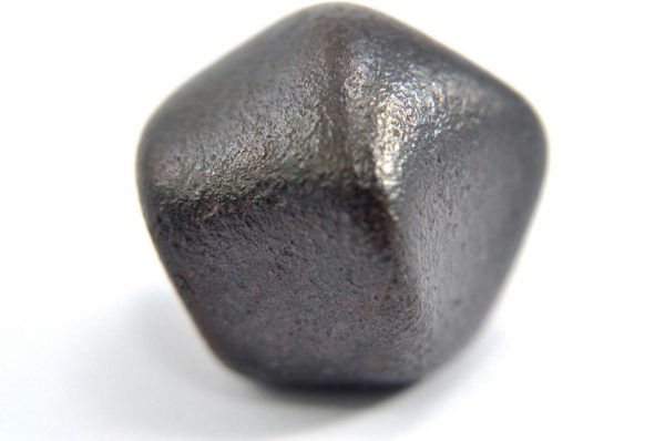 Iron meteorite 18.9 gram macro photography 05