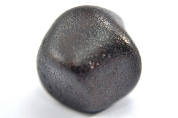 Iron meteorite 18.9 gram macro photography 04