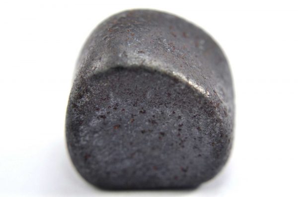 Iron meteorite 19.4 gram macro photography 02