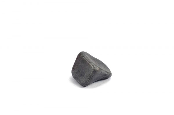 Iron meteorite 5.1 gram wide photography 11