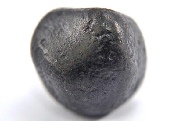Iron meteorite 22.5 gram macro photography 04