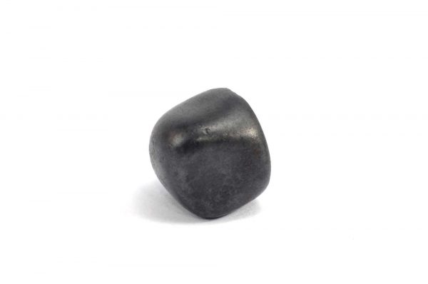 Iron meteorite 15.4 gram wide photography 02