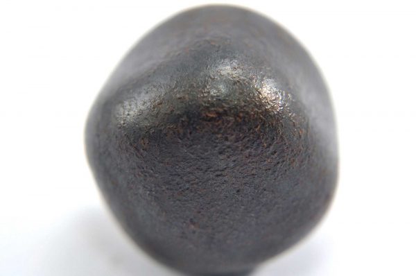 Iron meteorite 24.2 gram macro photography 01