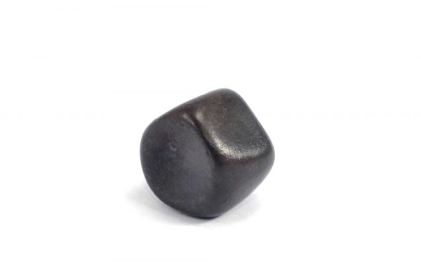 Iron meteorite 19.5 gram wide photography 09