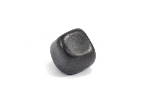 Iron meteorite 19.5 gram wide photography 06
