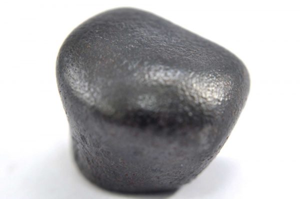 Iron meteorite 19.6 gram macro photography 05
