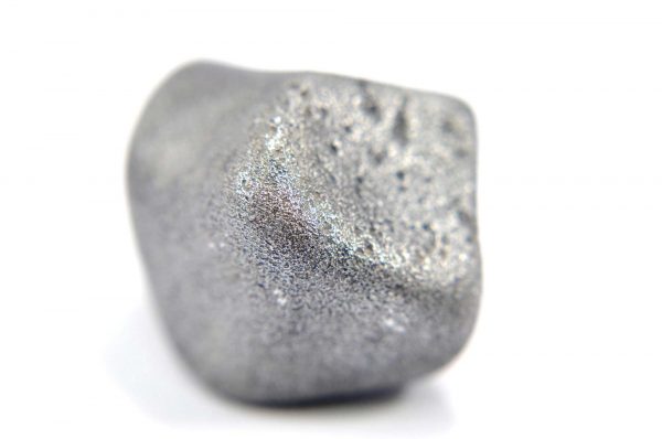 Iron meteorite 23.1 gram macro photography 06