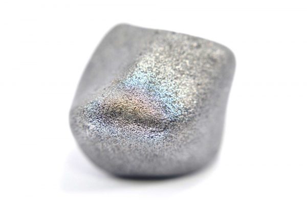 Iron meteorite 23.1 gram macro photography 05