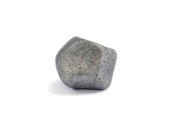 Iron meteorite 23.1 gram wide photography 01