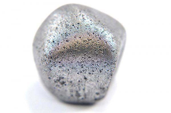 Iron meteorite 24.8 gram macro photography 12