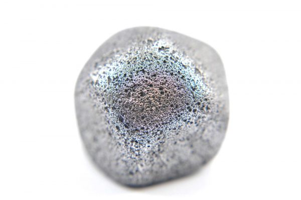Iron meteorite 24.8 gram macro photography 04