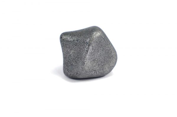 Iron meteorite 22.9 gram wide photography 03
