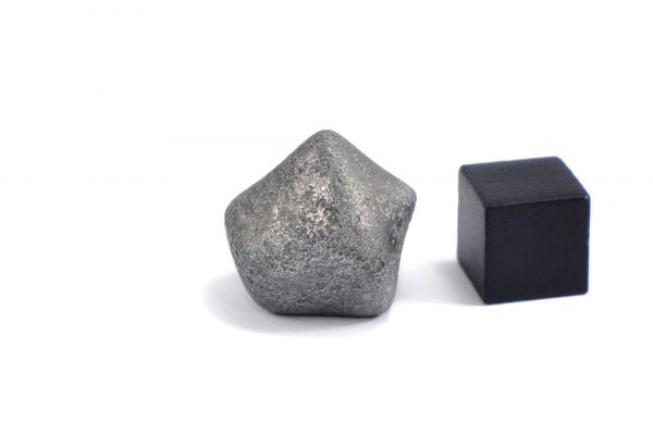 Iron meteorite 18.9 gram wide photography 14