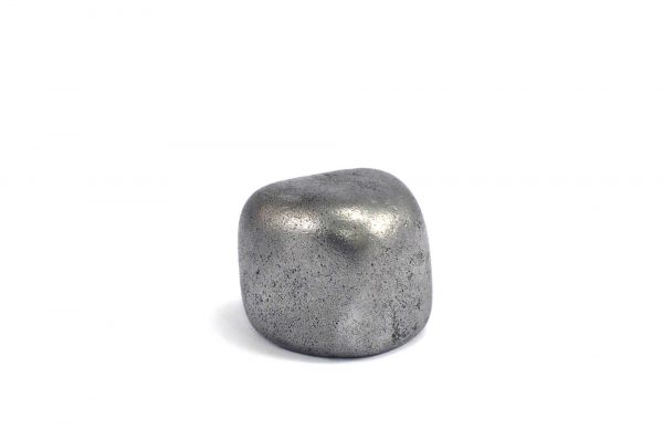 Iron meteorite 19.3 gram wide photography 03