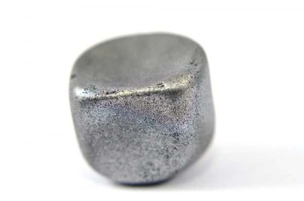 Iron meteorite 16.8 gram macro photography 05