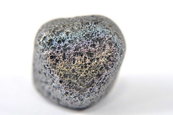 Iron meteorite 20.7 gram macro photography 06