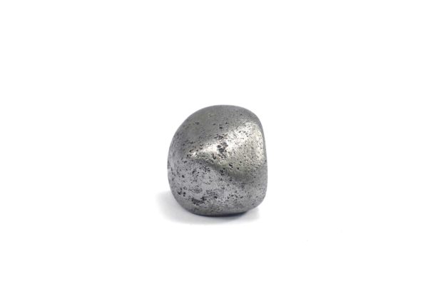 Iron meteorite 9.3 gram wide photography 01