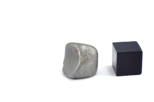 Iron meteorite 13.6 gram wide photography 12