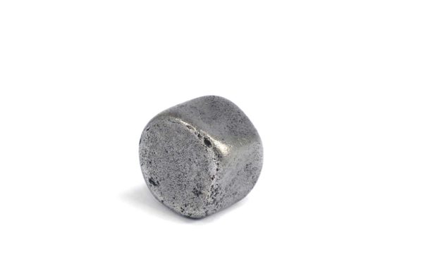 Iron meteorite 15.3 gram wide photography 03