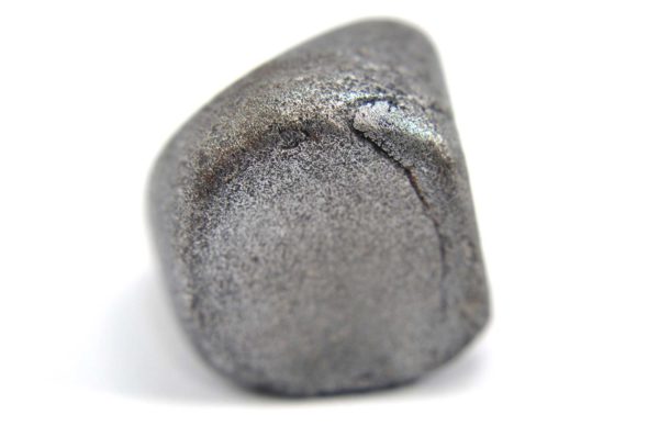 Iron meteorite 14.8 gram macro photography 03