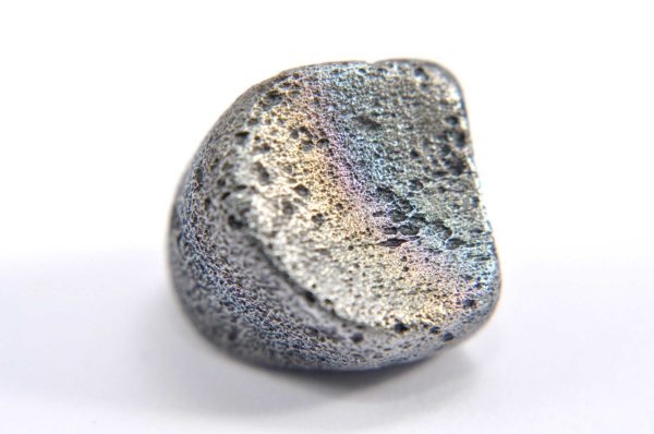 Iron meteorite 8.9 gram macro photography 12