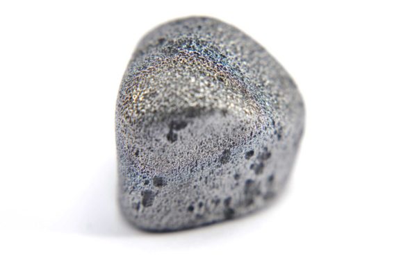 Iron meteorite 8.9 gram macro photography 07