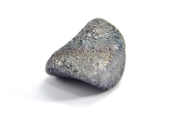 Iron meteorite 5.5 gram macro photography 12