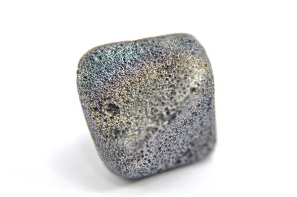 Iron meteorite 8.5 gram macro photography 10