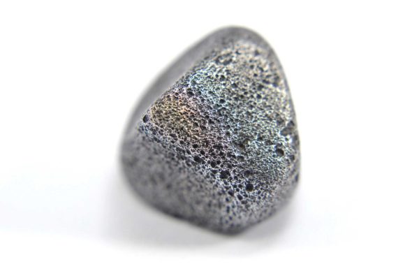Iron meteorite 8.5 gram macro photography 05