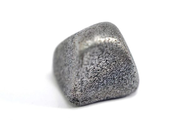 Iron meteorite 6.4 gram macro photography 13