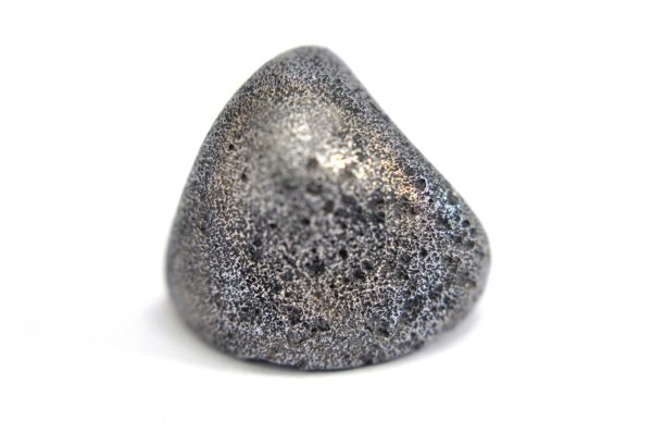 Iron meteorite 6.4 gram macro photography 12