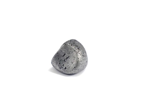 Iron meteorite 9.1 gram wide photography 04