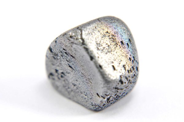Iron meteorite 9.1 gram macro photography 10
